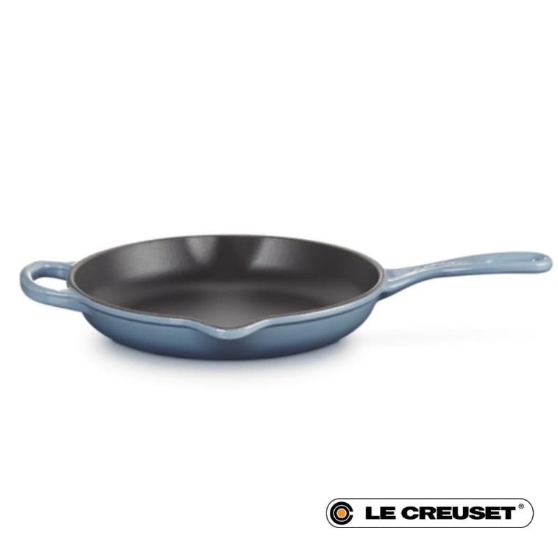 23CM SIGNATURE CAST IRON ROUND SKILLET - CHAMBRAY