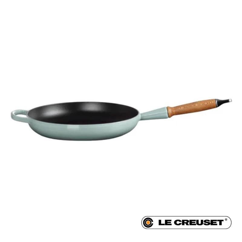 28cm CAST IRON FRYING PAN WITH WOODEN HANDLE -  SEA SALT