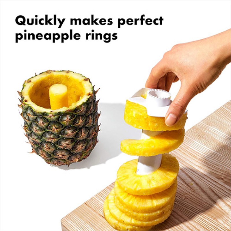 RATCHETING PINEAPPLE SLICER
