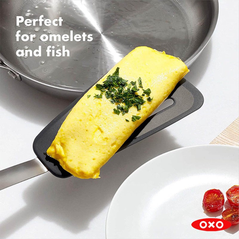 FLEXIBLE OMELET TURNER