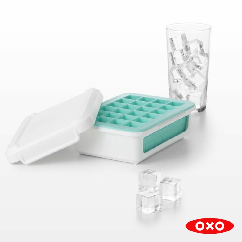 COVERED ICE CUBE TRAY