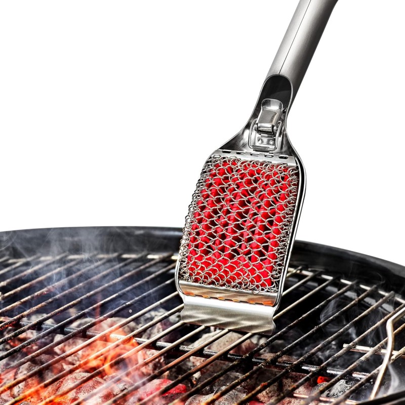 COILED GRILL BRUSH WITH REPLACEABLE HEAD