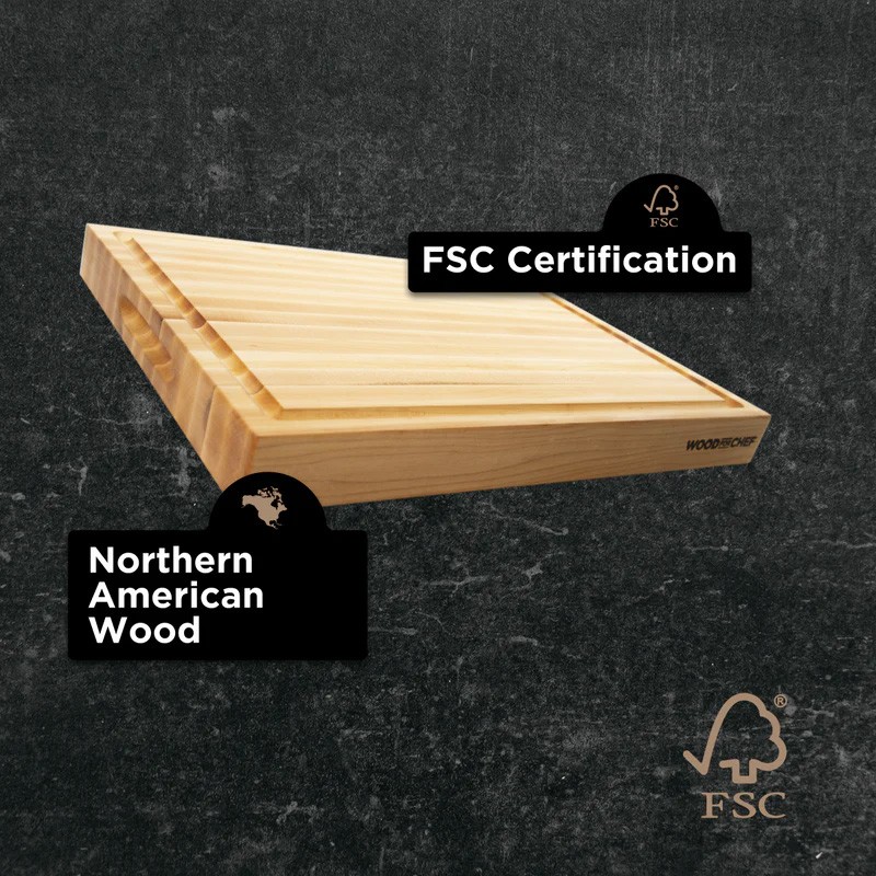 CLASSIC CUTTING BOARD (MEDIUM) - MAPLE