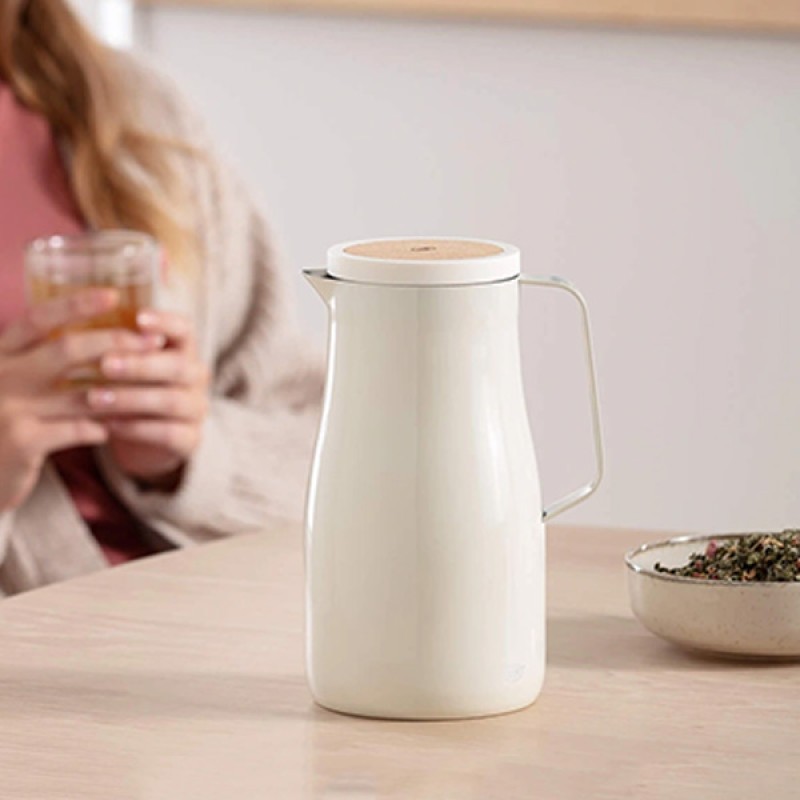 0.70L INSULATED CARAFE  STUDIO TEA - PORCELAIN WHITE