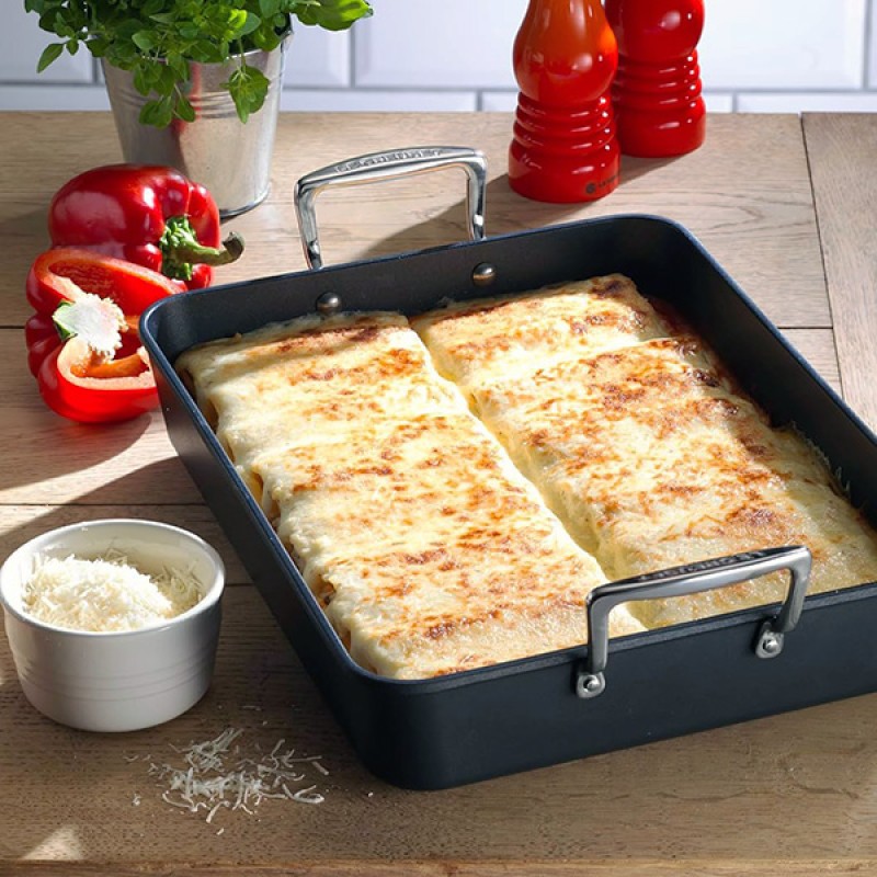 35CM TOUGHENED NON-STICK RECTANGULAR ROASTER