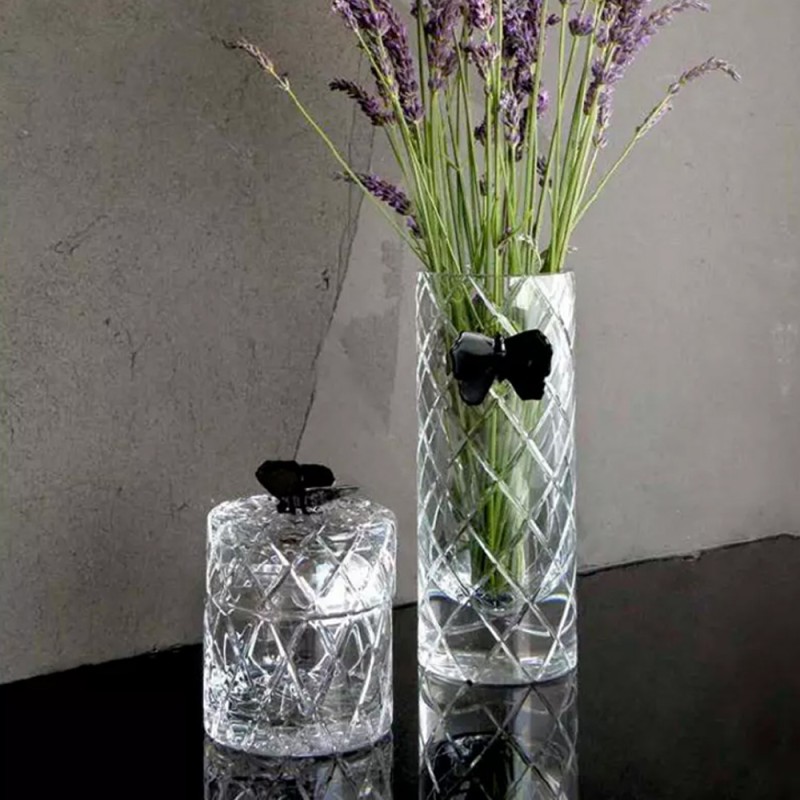 VASE PAPILLON NOIR