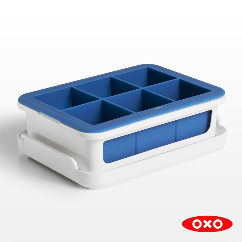 COVERED ICE CUBE TRAY LARGE CUBE