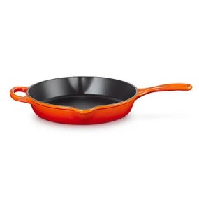 26CM SIGNATURE CAST IRON ROUND SKILLET - VOLCANIC