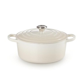 26CM SIGNATURE ENAMELLED CAST IRON ROUND CASSEROLE...