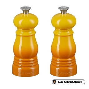 SET OF 2 CLASSIC SALT AND PEPPER MILLS - NECTAR