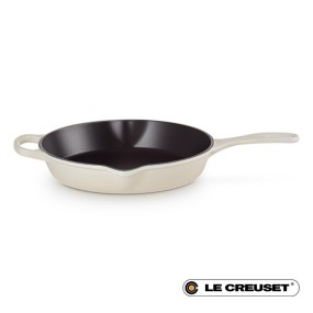 26CM SIGNATURE CAST IRON ROUND SKILLET - MERINGUE