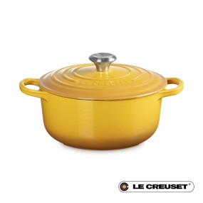 20CM SIGNATURE ENAMELLED CAST IRON ROUND CASSEROLE...