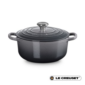 20CM SIGNATURE ENAMELLED CAST IRON ROUND CASSEROLE...
