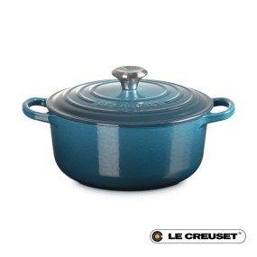 20CM SIGNATURE ENAMELLED CAST IRON ROUND CASSEROLE...