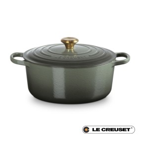 28CM SIGNATURE ENAMELLED CAST IRON ROUND CASSEROLE...