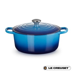 28CM SIGNATURE ENAMELLED CAST IRON ROUND CASSEROLE...